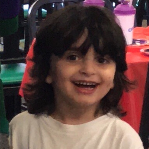 Meet your Posher, Hanady - Picture 1 of 3